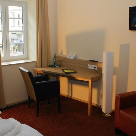 Steinheim  Hotel Stadt Steinheim חדר תמונה